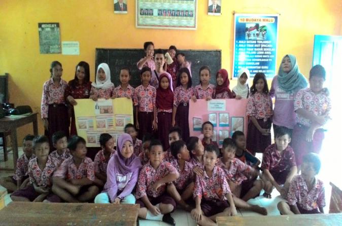 Penyuluhan Kesehatan  Mahasiswa Kesmas di SDN 3 Banjaran Padang Cermin